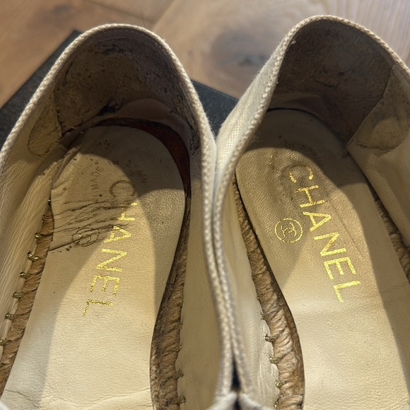 Preloved Chanel Women's Quilted Fabric Espadrilles - Gold and Cream - Picture 7 of 11